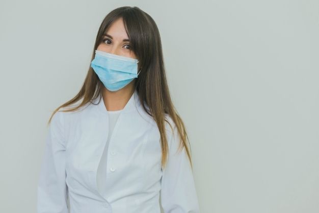 Dicas para estudantes de odontologia aproveitarem o tempo em casa